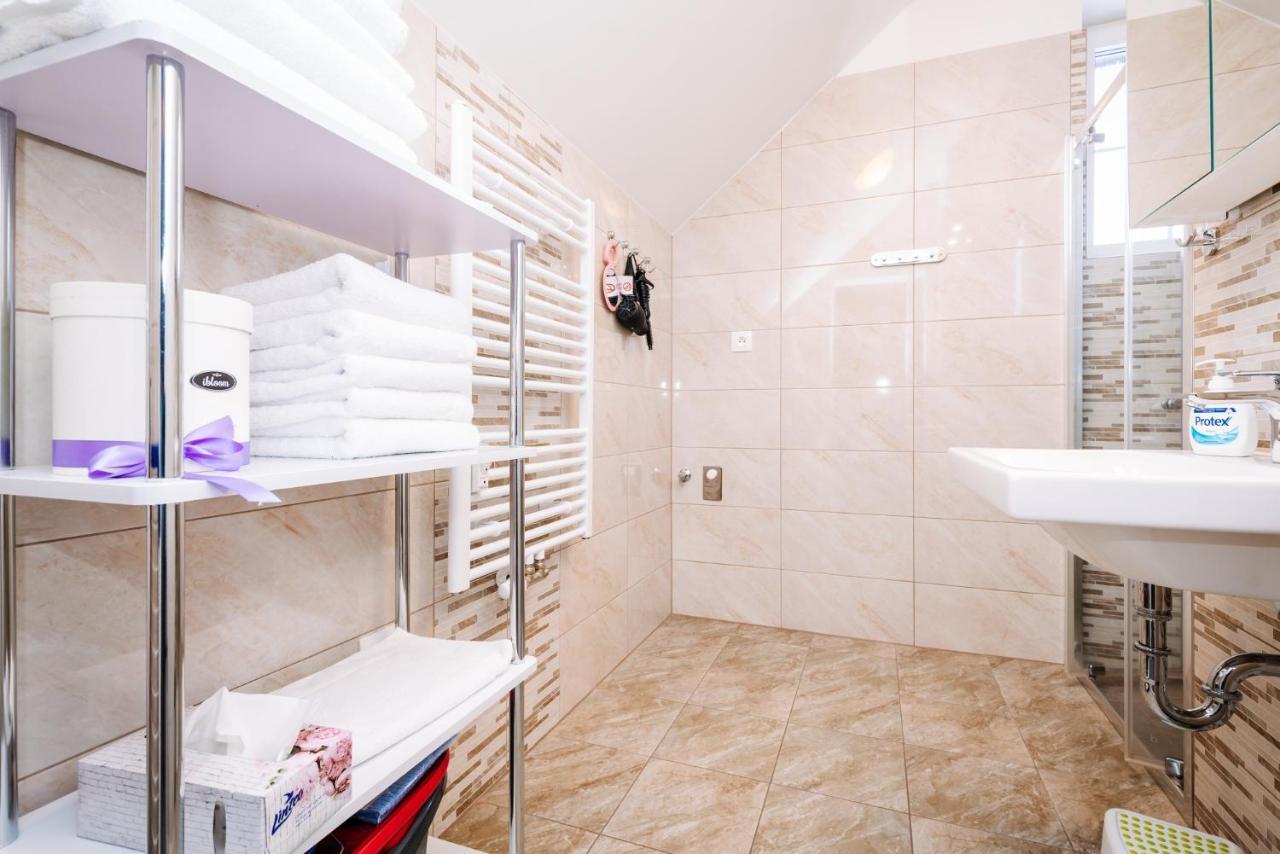 Aura V By Mountain Ways Apartment โบจิดาร์ ภายนอก รูปภาพ
