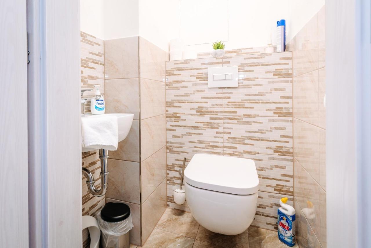Aura V By Mountain Ways Apartment โบจิดาร์ ภายนอก รูปภาพ
